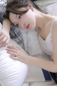 美女和男人打牌全过程视频
